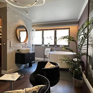 2* Aparthotel Margareta Garden &