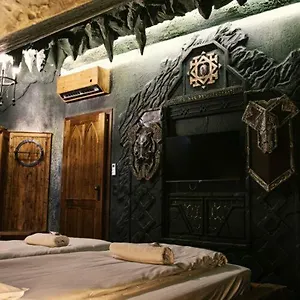 4* Hotel Excalibur Minihotel