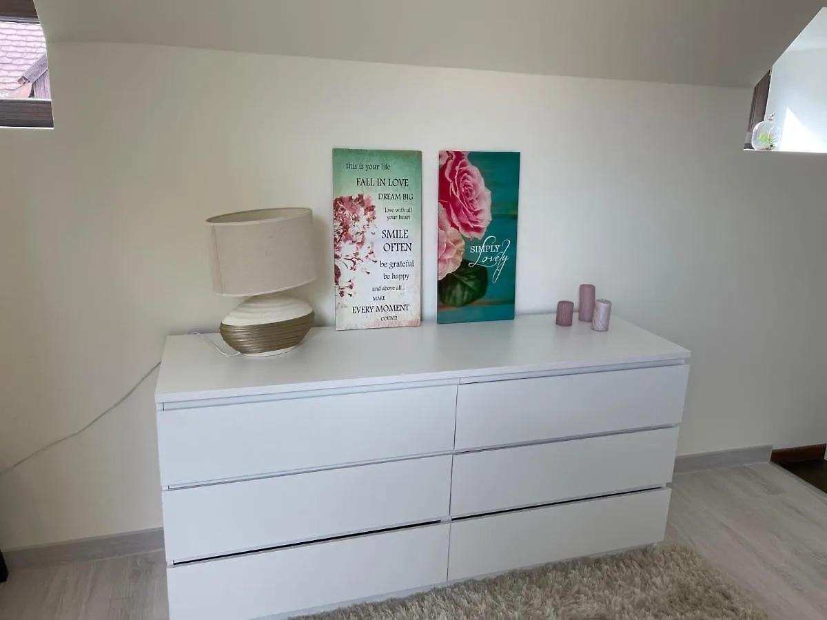 Zen Apartman Eger Apartment