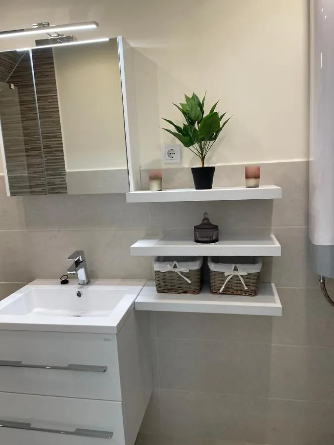 Zen Apartman Eger Apartment